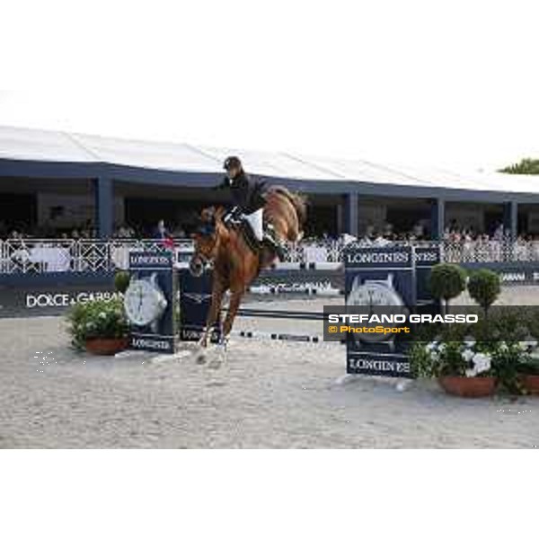 LGCT of St Tropez - Grand Prix - Eric Van Der Vleuten (NED) on Wunschkind 19 - St Tropez, Ramatuelle Beach - 14 September 2019 - ph.Stefano Grasso/LGCT
