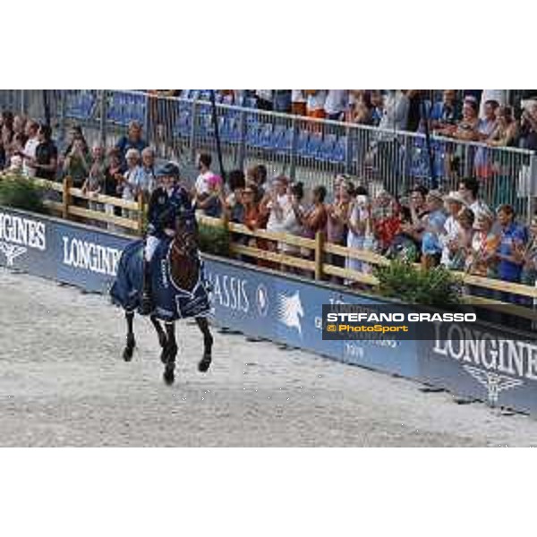 LGCT of St Tropez - Grand Prix Prize giving ceremony - Lap of honour for Jessica Springsteen (USA) - St Tropez, Ramatuelle Beach - 14 September 2019 - ph.Stefano Grasso/LGCT