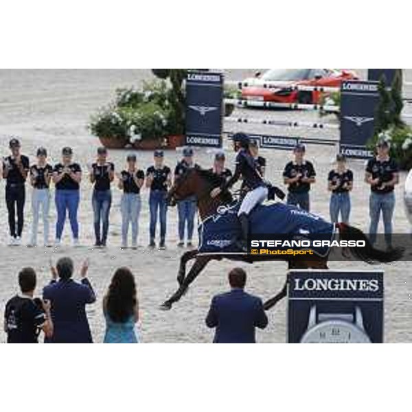 LGCT of St Tropez - Grand Prix Prize giving ceremony - Lap of honour for Jessica Springsteen (USA) - St Tropez, Ramatuelle Beach - 14 September 2019 - ph.Stefano Grasso/LGCT