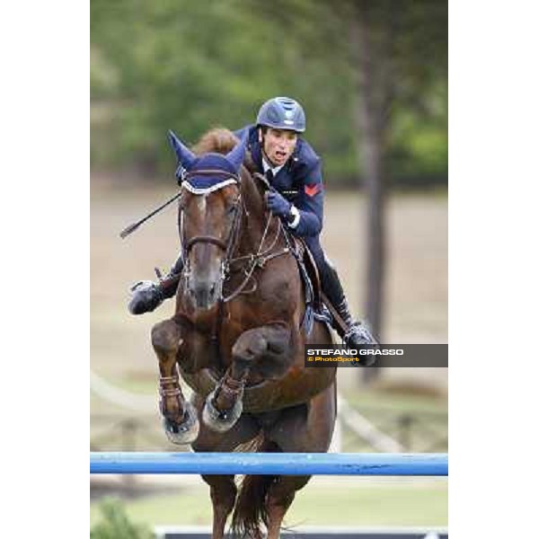 Emilio Bicocchi on Jeckerson Kapitol d\' Argonne leads after the second round of the Italian showjumping championships La Bagnaia, 18th sept. 2009 ph. Stefano Grasso