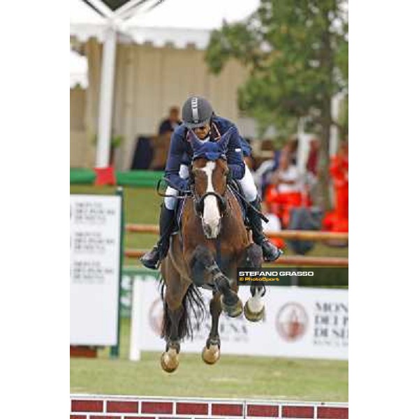 Natale Chiaudani on Snai Seldana di Campalto second after the second round of the Italian showjumping championships La Bagnaia, 18th sept. 2009 ph. Stefano Grasso
