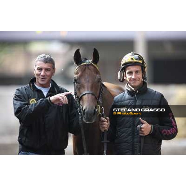 Paolo Favero, Sharstar and Raffaele Romano pose for the photographer after morning works at Borgo Andreina Merano Maia, 24th sept. 2009 ph. Stefano Grasso