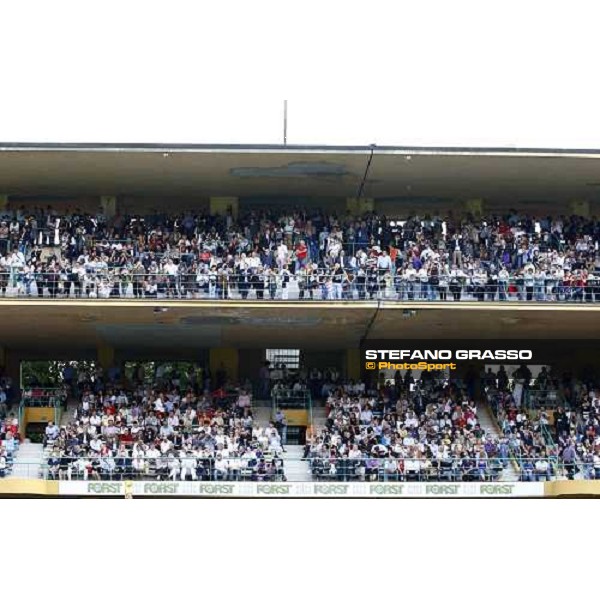 a close up of the grandstand before the start of the Gran Premio Merano Forst Merano Maia, 27th sept. 2009 ph. Stefano Grasso