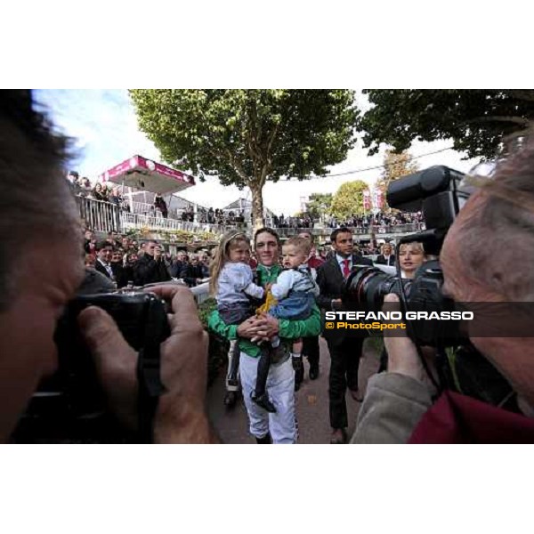 Christophe Soumillon surrounde by the photographers after winning the Prix Marcel Boussac Paris Longchamp, 4th october 2009 ph. Stefano Grasso
