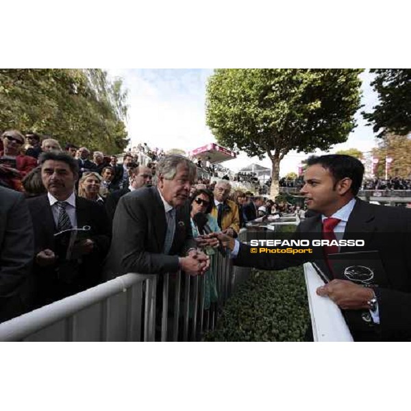 Sir Michael Stoute interviwed by BBC at Longchamp Paris Longchamp, 4th october 2009 ph. Stefano Grasso