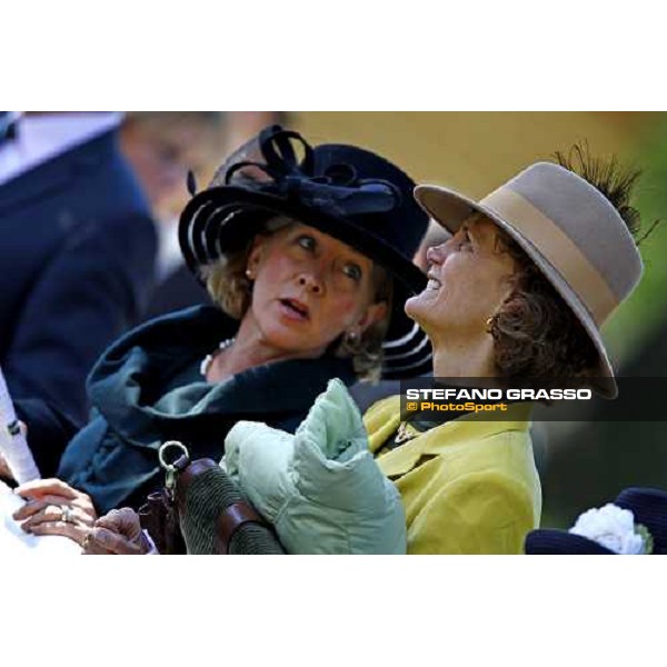 fashion hats at Longchamp Paris Longchamp, 4th oct. 2009 ph. Stefano Grasso