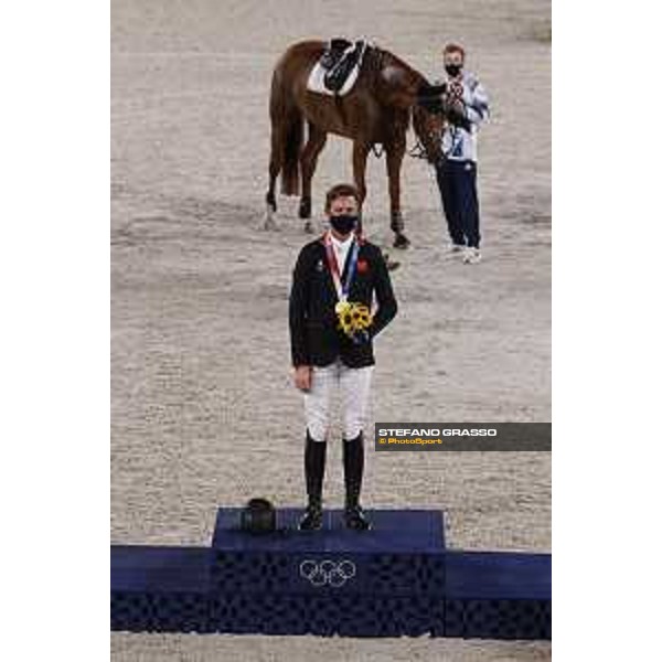Tokyo 2020 Olympic Games - Show Jumping Individual Final - Medal ceremony - Ben Maher and Explosion W Tokyo, Equestrian Park - 04 August 2021 Ph. Stefano Grasso