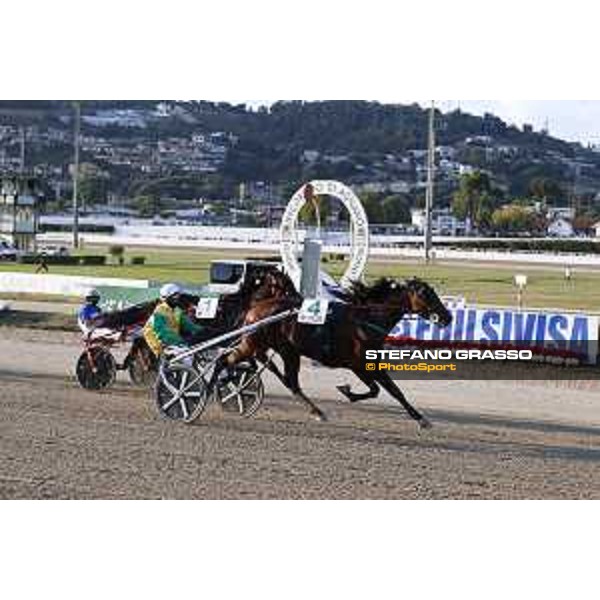 Eric Raffin and Face Time Bourbon wins the 72° Gran Premio Lotteria Napoli - Agnano, 3 October 2021 Ph. Stefano Grasso/Ippodromi Partenopei
