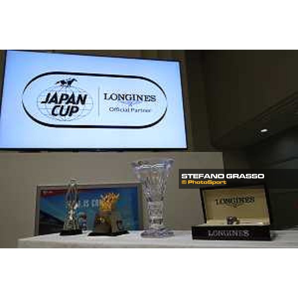 Japan Cup of Tokyo - - Tokyo, Fuchu racecourse - 24 November 2022 - ph.Stefano Grasso/Longines/Japan Cup Press conference - The Longines watch and the Trophies