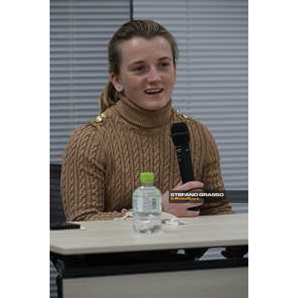 Japan Cup of Tokyo - - Tokyo, JRA Head Quarter Hollie Doyle meets the International Press - 25 November 2022 - ph.Stefano Grasso/Longines/Japan Cup