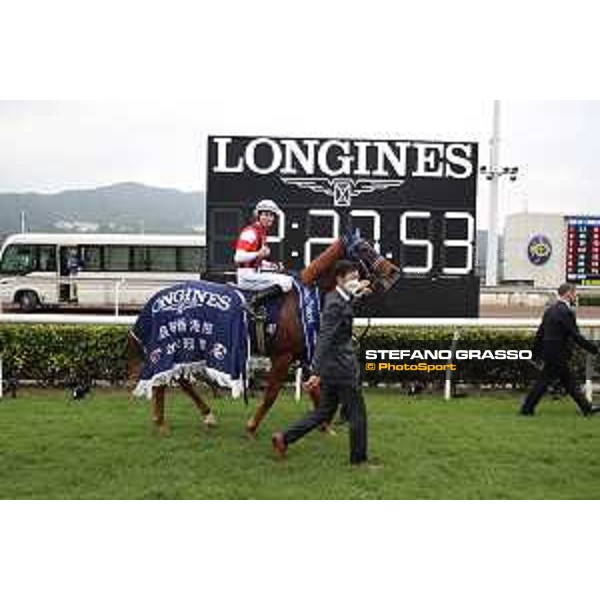 LHKIR 2022 - Hong Kong , Sha Tin racecourse Damien Lane on Win Marilyn wins the LONGINES Hong Kong Vase 2022 - ph.Stefano Grasso/Longines - 01SG1732.JPG