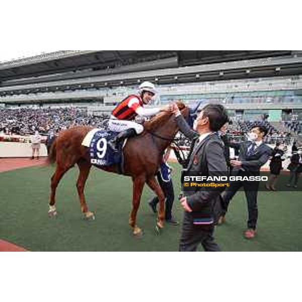 LHKIR 2022 - Hong Kong , Sha Tin racecourse Damien Lane on Win Marilyn wins the LONGINES Hong Kong Vase 2022 - ph.Stefano Grasso/Longines - 02SG9672.JPG