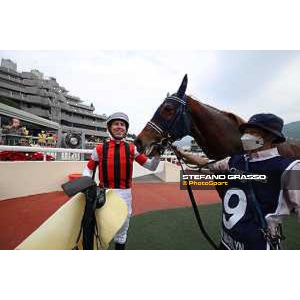 LHKIR 2022 - Hong Kong , Sha Tin racecourse Damien Lane on Win Marilyn wins the LONGINES Hong Kong Vase 2022 - ph.Stefano Grasso/Longines - 02SG9725.JPG