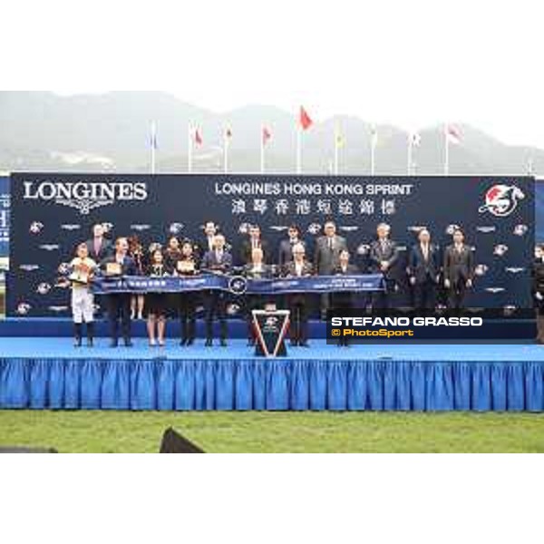 LHKIR 2022 - Hong Kong , Sha Tin racecourse Ryan Moore on Wellington wins the LONGINES Hong Kong Sprint 2022 - ph.Stefano Grasso/Longines - 01SG1888.JPG