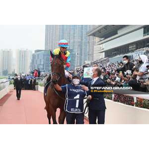 LHKIR 2022 - Hong Kong , Sha Tin racecourse Ryan Moore on Wellington wins the LONGINES Hong Kong Sprint 2022 - ph.Stefano Grasso/Longines - 01SG7278.JPG