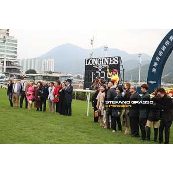 LHKIR 2022 - Hong Kong , Sha Tin racecourse Zac Purton obn California Spangle wins the LONGINES Hong Kong Mile 2022 - ph.Stefano Grasso/Longines - 01SG2011.JPG