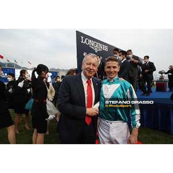 LHKIR 2022 - Hong Kong , Sha Tin racecourse James McDonald, Longines World\'s Best Jockey 2022, wins on Romantic Warrior the LONGINES Hong Kong Cup 2022 - ph.Stefano Grasso/Longines - 01SG2265.JPG