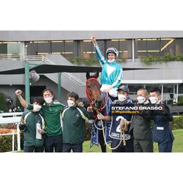 LHKIR 2022 - Hong Kong , Sha Tin racecourse James McDonald, Longines World\'s Best Jockey 2022, wins on Romantic Warrior the LONGINES Hong Kong Cup 2022 - ph.Stefano Grasso/Longines - 01SG8678.JPG