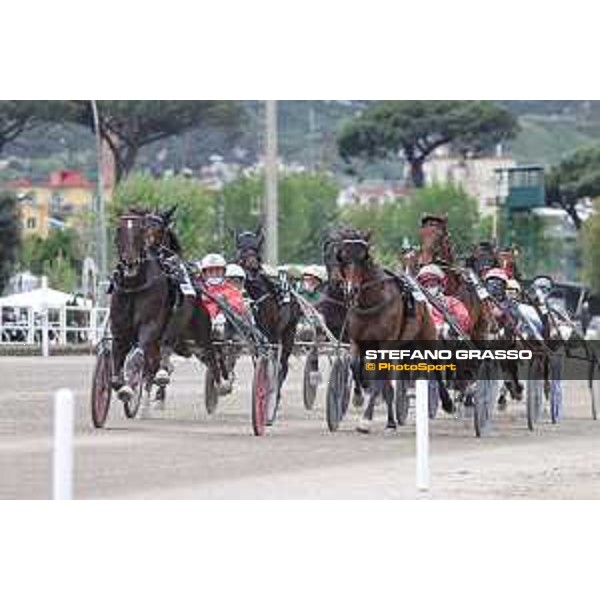 74° Gran Premio Lotteria di Agnano Banderas Bi - Roberto Vecchione winners of Consolazione 74° Gran Premio Lotteria di Agnano Napoli, Agnano 01/05/2023 ph.Stefano Grasso/Ippodromi di Agnano