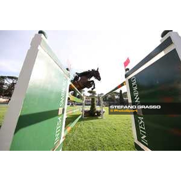 CSIO Piazza di Siena of Roma - - Roma, Villa Borghese - 26 May 2023 - ph.Stefano Grasso/Loro Piana Michael Pender from IRL on Hhs Calais