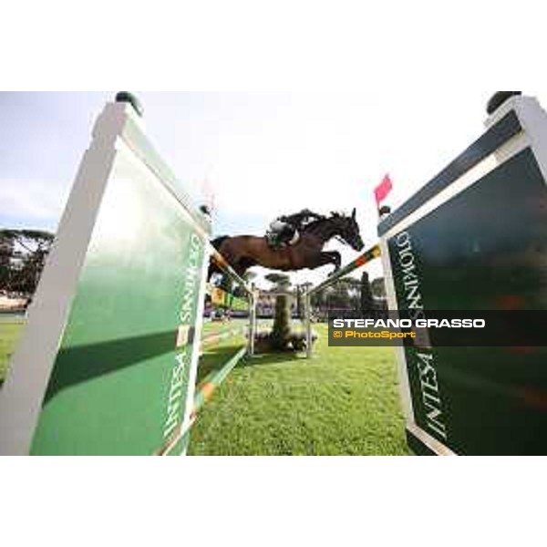 CSIO Piazza di Siena of Roma - - Roma, Villa Borghese - 26 May 2023 - ph.Stefano Grasso/Loro Piana Michael Pender from IRL on Hhs Calais