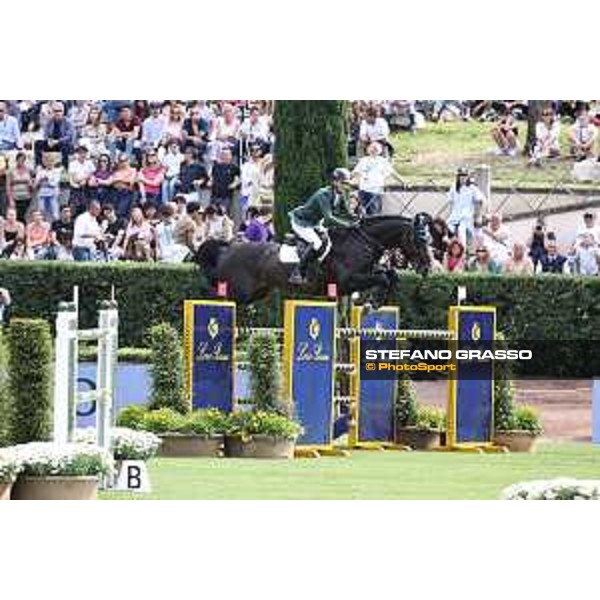 CSIO Piazza di Siena of Roma - - Roma, Villa Borghese - 26 May 2023 - ph.Stefano Grasso/Loro Piana Denis Lynch from IRL on Vistogrand