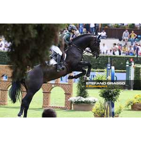 CSIO Piazza di Siena of Roma - - Roma, Villa Borghese - 26 May 2023 - ph.Stefano Grasso/Loro Piana Denis Lynch from IRL on Vistogrand