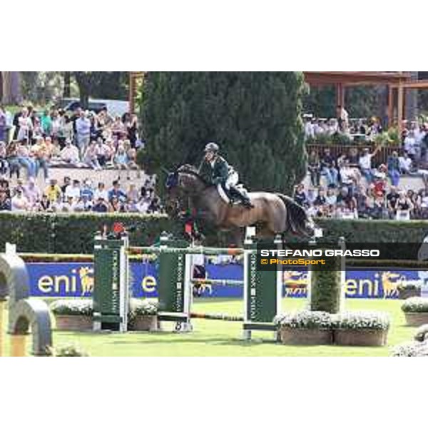 CSIO Piazza di Siena of Roma - - Roma, Villa Borghese - 26 May 2023 - ph.Stefano Grasso/Loro Piana Michael Pender from IRL on Hhs Calais