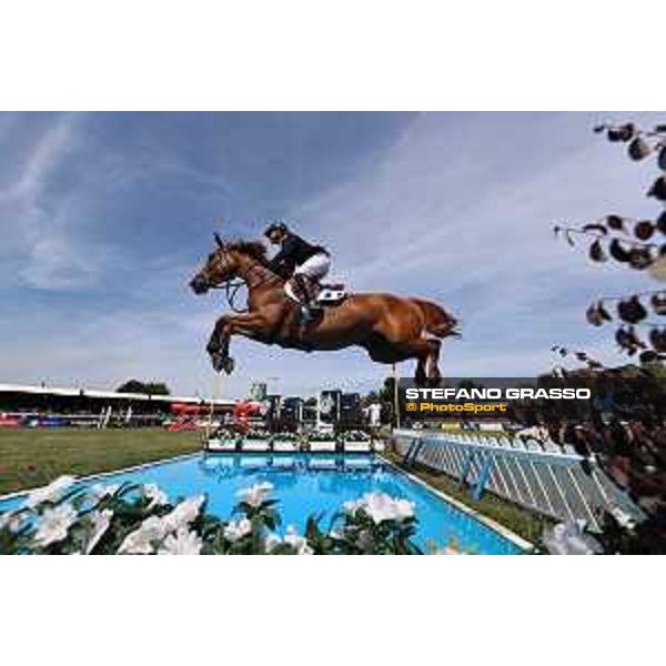 FEI Jumping European Championship - Milano, Milano San Siro racecourse - 3 September 2023 - ph.Stefano Grasso Epaillard Julien from FRA riding Dubai du Cedre