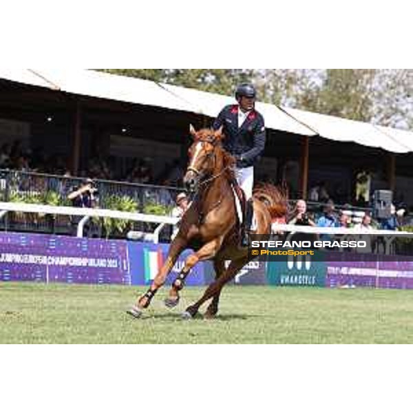 FEI Jumping European Championship - Milano, Milano San Siro racecourse - 3 September 2023 - ph.Stefano Grasso Epaillard Julien from FRA riding Dubai du Cedre