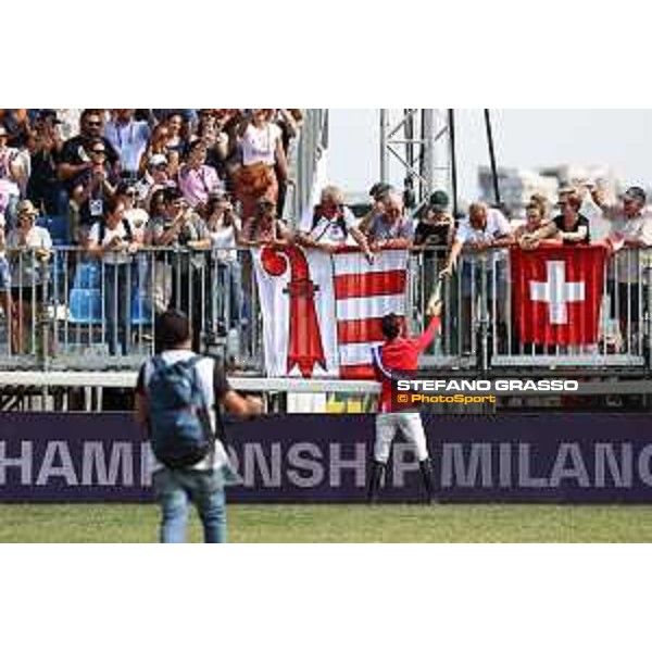 FEI Jumping European Championship Milano 2023 - Milano, San Siro galopp racecourse - 3 September 2023 - ph.Stefano Grasso Steve Guerdat celebrates with his family the victory