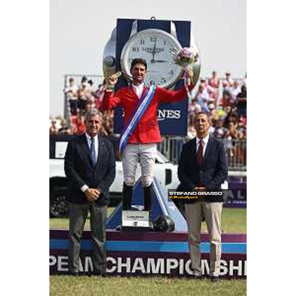 FEI Jumping European Championship Milano 2023 - Milano, San Siro galopp racecourse - 3 September 2023 - ph.Stefano Grasso Guerdat Steve from SUI riding Dynamix de Belheme is FEI Jumping European Champion with Marco Di Paola, Fise President and Giuseppe Sala, Major of Milan