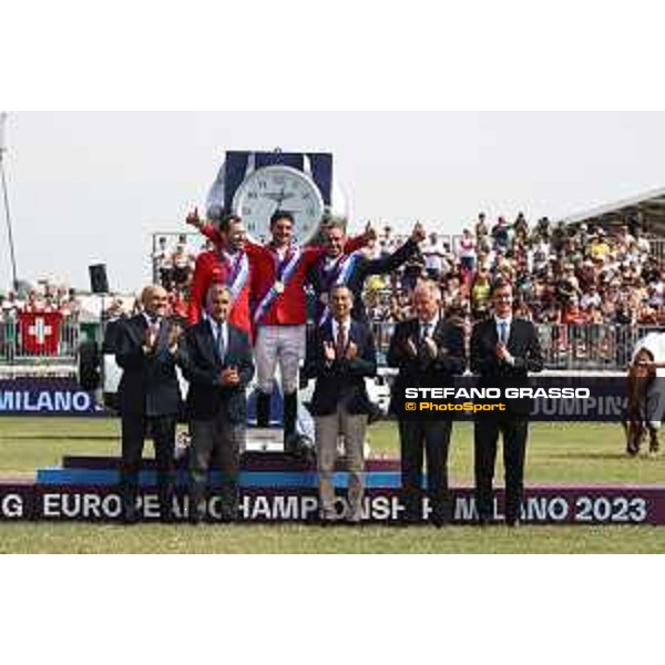 FEI Jumping European Championship Milano 2023 - Milano, San Siro galopp racecourse - 3 September 2023 - ph.Stefano Grasso Guerdat Steve from SUI riding Dynamix de Belheme is FEI Jumping European Champion with Fabio Schiavolin, AD Trenno,Marco Di Paola, Fise President ,Giuseppe Sala, Major of Milan and Mateo Sovera, Longines Brand Manager Italia