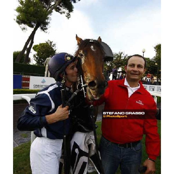 Claudio Colombi kisses Sottone after winning the Premio Nearco Emirates Airlines Rome Capanannelle, 25th oct. 2009 Ph.Stefano Grasso