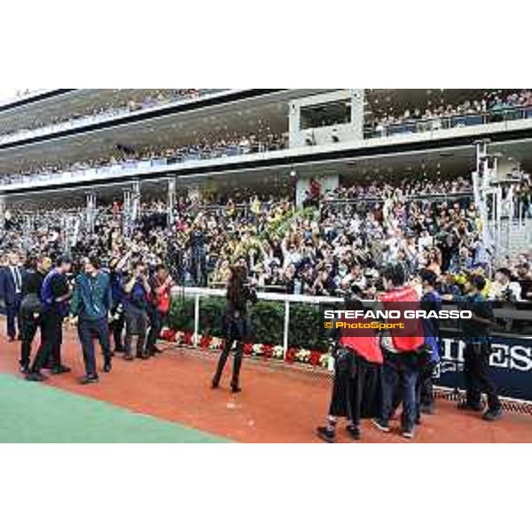 Longines Hong Kong International Races of Hong Kong - - Hong Kong, Sha Tin - 10 December 2023 - ph.Stefano Grasso/Longines Karen Mok, one of Asia’s top divas