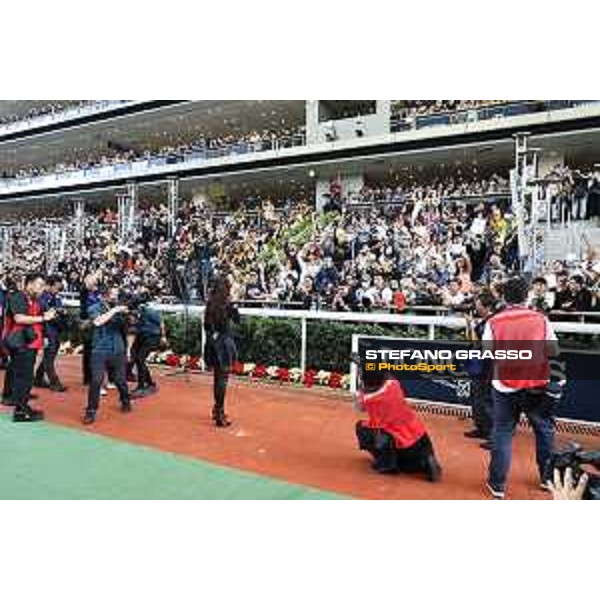 Longines Hong Kong International Races of Hong Kong - - Hong Kong, Sha Tin - 10 December 2023 - ph.Stefano Grasso/Longines Karen Mok, one of Asia’s top divas