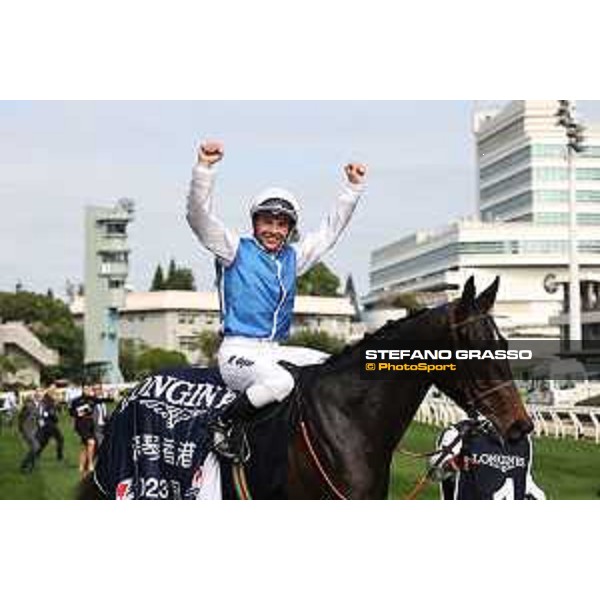 Longines Hong Kong International Races of Hong Kong - - Hong Kong, Sha Tin - 10 December 2023 - ph.Stefano Grasso/Longines Maxim Guyon on Junk wins the Longines Hong Kong Vase