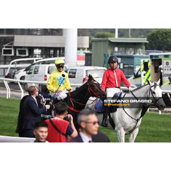 Longines Hong Kong International Races of Hong Kong - - Hong Kong, Sha Tin - 10 December 2023 - ph.Stefano Grasso/Longines Zac Purton on Lucky Sweynesse wins the Longines Hong Kong Sprint