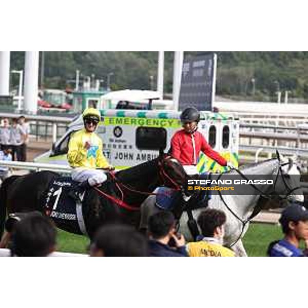 Longines Hong Kong International Races of Hong Kong - - Hong Kong, Sha Tin - 10 December 2023 - ph.Stefano Grasso/Longines Zac Purton on Lucky Sweynesse wins the Longines Hong Kong Sprint