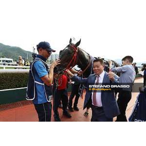 Longines Hong Kong International Races of Hong Kong - - Hong Kong, Sha Tin - 10 December 2023 - ph.Stefano Grasso/Longines Zac Purton on Lucky Sweynesse wins the Longines Hong Kong Sprint