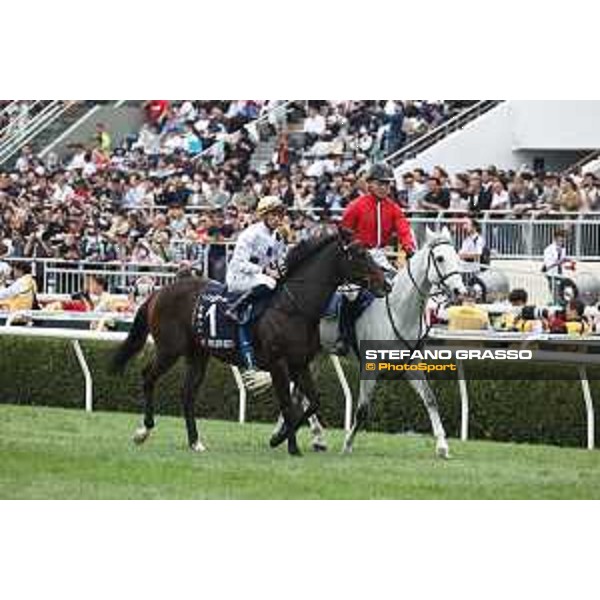 Longines Hong Kong International Races of Hong Kong - - Hong Kong, Sha Tin - 10 December 2023 - ph.Stefano Grasso/Longines Vincent Ho on Golden Sixty wins the Longines Hong Kong Mile