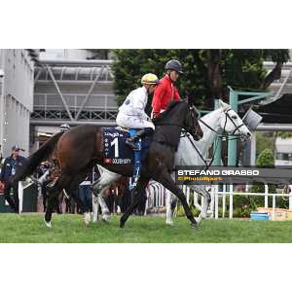 Longines Hong Kong International Races of Hong Kong - - Hong Kong, Sha Tin - 10 December 2023 - ph.Stefano Grasso/Longines Vincent Ho on Golden Sixty wins the Longines Hong Kong Mile