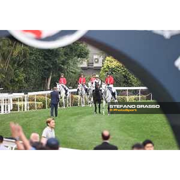 Longines Hong Kong International Races of Hong Kong - - Hong Kong, Sha Tin - 10 December 2023 - ph.Stefano Grasso/Longines Vincent Ho on Golden Sixty wins the Longines Hong Kong Mile