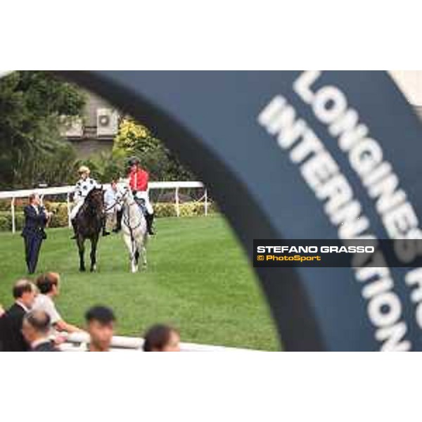 Longines Hong Kong International Races of Hong Kong - - Hong Kong, Sha Tin - 10 December 2023 - ph.Stefano Grasso/Longines Vincent Ho on Golden Sixty wins the Longines Hong Kong Mile