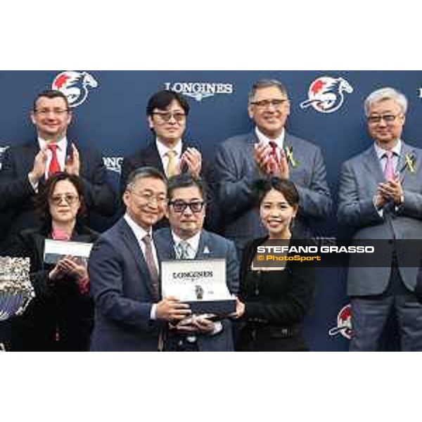 Longines Hong Kong International Races of Hong Kong - - Hong Kong, Sha Tin - 10 December 2023 - ph.Stefano Grasso/Longines Vincent Ho on Golden Sixty wins the Longines Hong Kong Mile