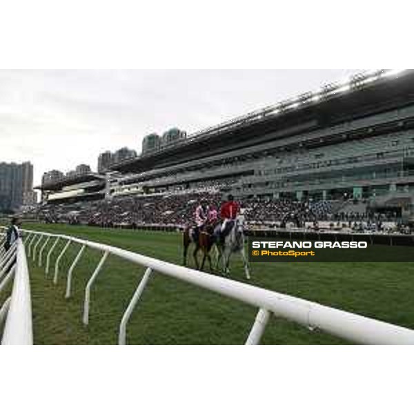 Longines Hong Kong International Races of Hong Kong - - Hong Kong, Sha Tin - 10 December 2023 - ph.Stefano Grasso/Longines Vincent Ho on Golden Sixty wins the Longines Hong Kong Mile