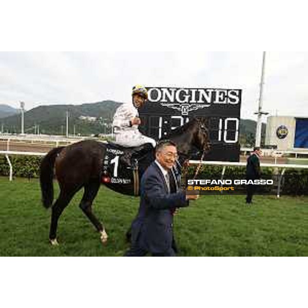 Longines Hong Kong International Races of Hong Kong - - Hong Kong, Sha Tin - 10 December 2023 - ph.Stefano Grasso/Longines Vincent Ho on Golden Sixty wins the Longines Hong Kong Mile