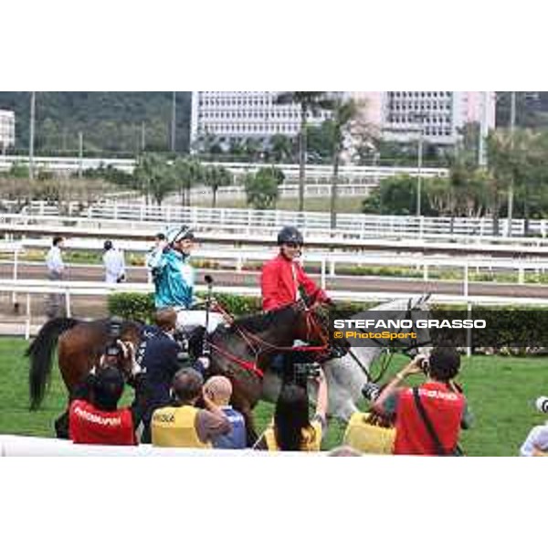 Longines Hong Kong International Races of Hong Kong - - Hong Kong, Sha Tin - 10 December 2023 - ph.Stefano Grasso/Longines James McDonald on Romantic Warrior wins the Longines Hong Kong Cup