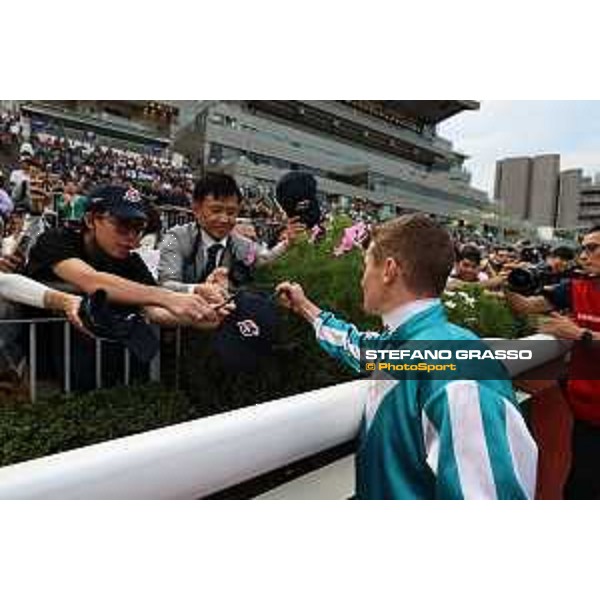 Longines Hong Kong International Races of Hong Kong - - Hong Kong, Sha Tin - 10 December 2023 - ph.Stefano Grasso/Longines James McDonald on Romantic Warrior wins the Longines Hong Kong Cup