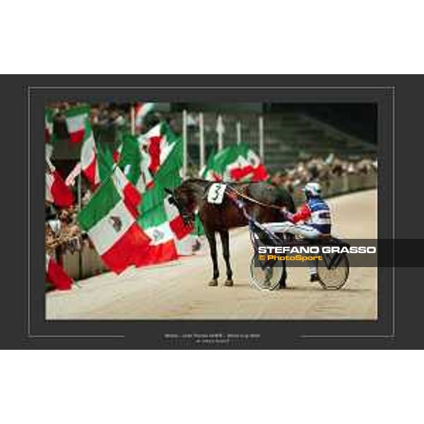 Varenne - Milano San Siro Gran Premio Unire World Cup 2002 Ph.© Stefano Grasso